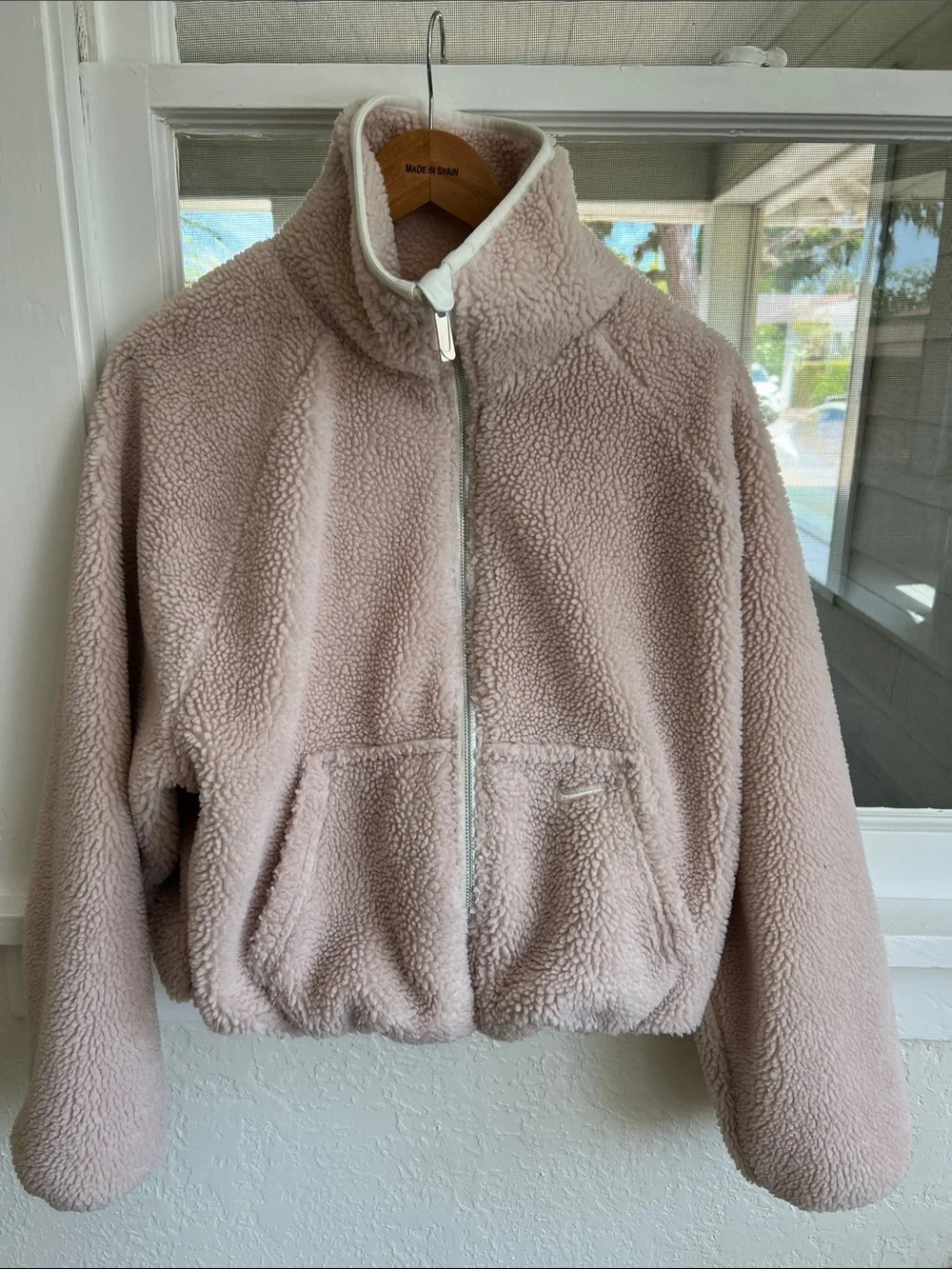 Nike Teddy Jacket in Light Mauve/Pale Pink - Picture 1 of 3